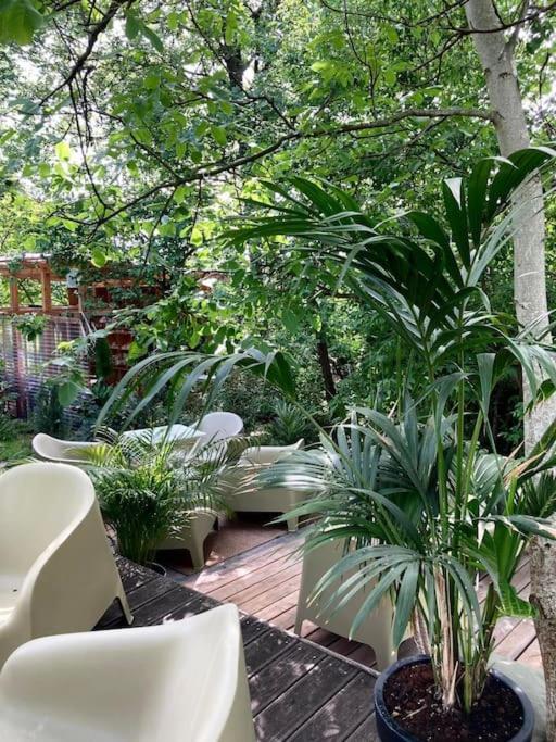 Riverfront Cabins In The Garden Posen Exterior foto
